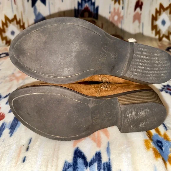 Mia Over Knee Suede Brown Boots With Sherpa Like Trim - Picture 4 of 4